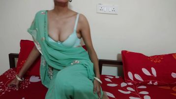 Indian Stepmom Xxx Fucked Her While Studying With Big Cock With Clear Hindi Audio